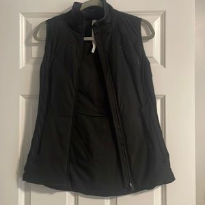 Black lululemon vest
